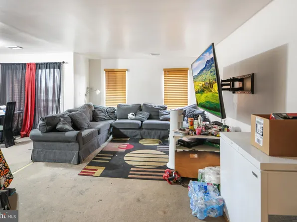 1001 White Oak Rd, Dover, DE 19901