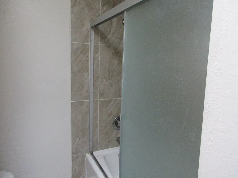209 Kino Springs Dr #C — Photo 14
