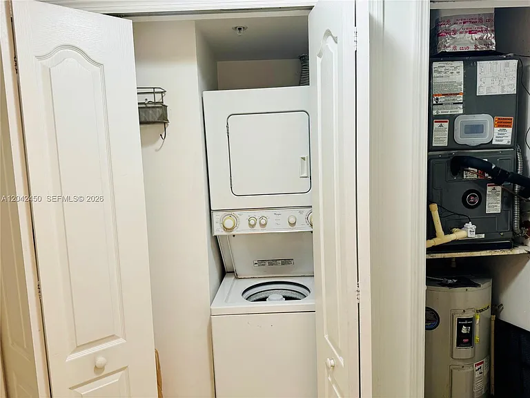 2701 SW 3rd Ave #301 — Photo 9