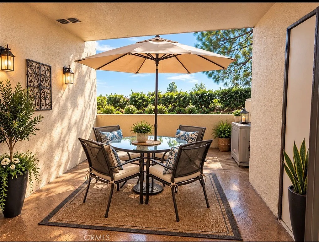 2 bed, 930 sqft, $2,485 — Photo 4