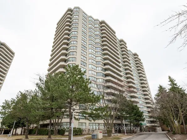 1 Greystone Walk Dr, Toronto, ON