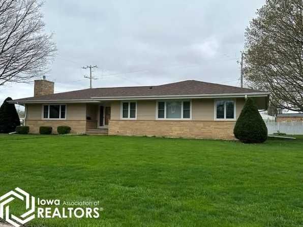 2002 8th St, Emmetsburg, IA 50536