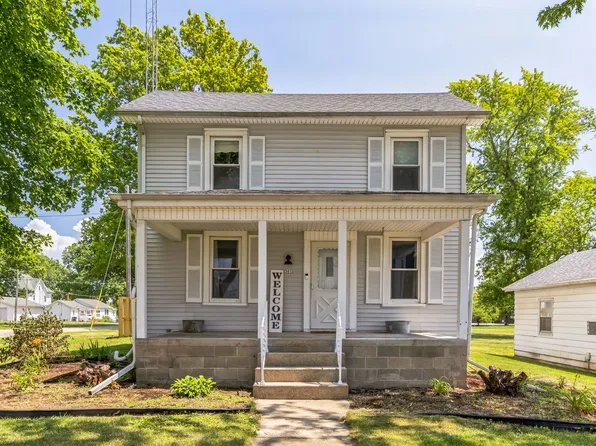 301 S Oak St, Wenona, IL 61377