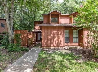 821 SW 55th Ter, Gainesville, FL 32607