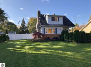 2101 Sunset Ln, Saginaw, MI 48604