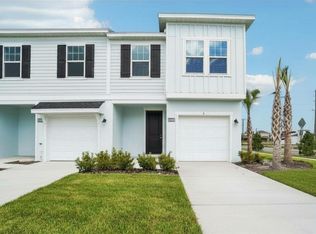 6844 Holcombe Down Dr, Zephyrhills, FL 33541