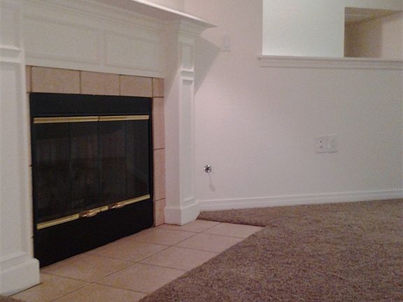 5th image of 150 N River Cir Unit 106