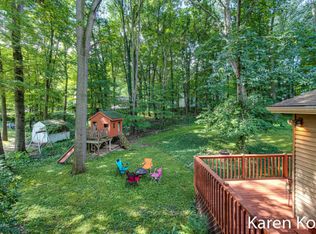 6150 Winthrop Ct SE, Ada, MI 49301