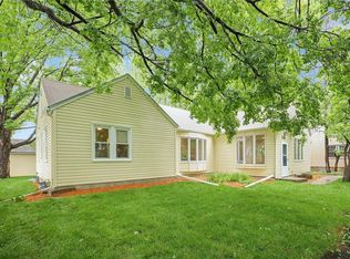 518X Independence St, Maple Plain, MN 55359