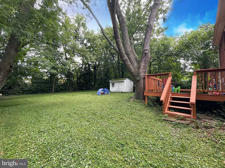 10315 Beaumont St — Photo 21
