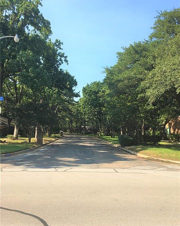 1801 Oak Grove Dr, Arlington, TX 76013 | Zillow