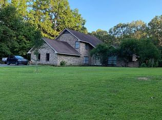 562 Hutchins Landing Rd, Natchez, MS 39120