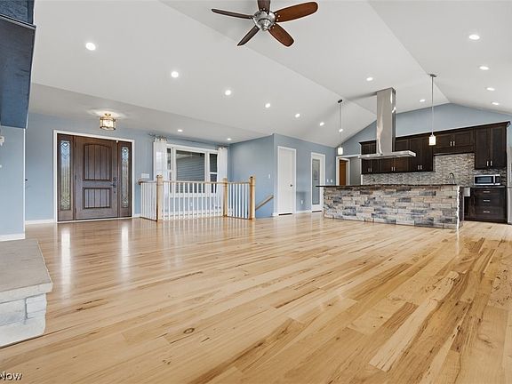 4th image of 4801 Veto Rd