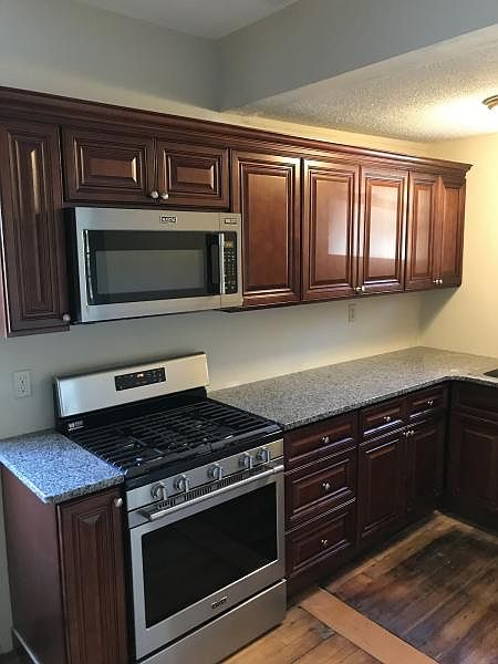 2nd image of 31 Woodland Ave #3