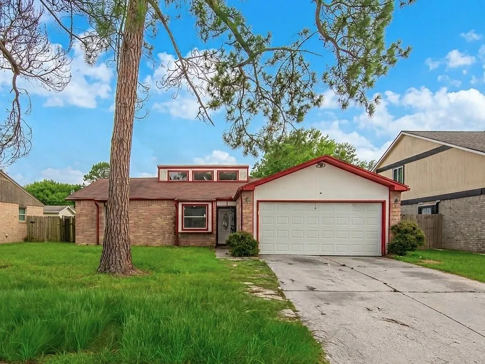 2611 Ashington Dr