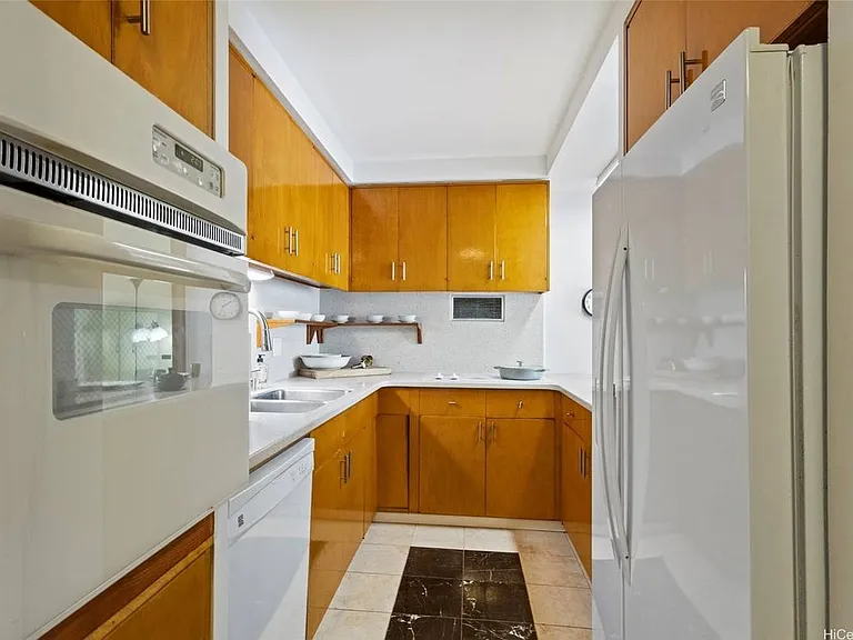 1350 Ala Moana Blvd #2711 — Photo 3
