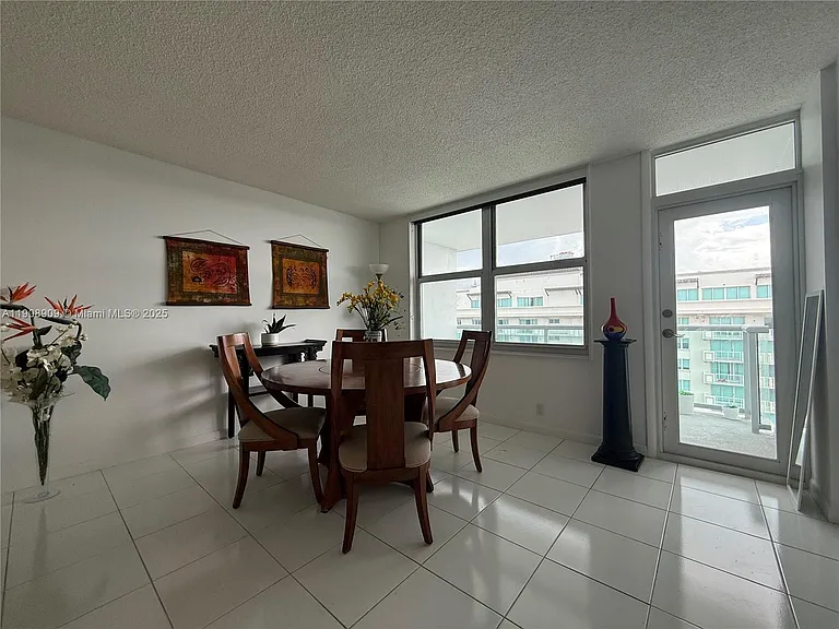 9511 Collins Ave #1208 — Photo 9