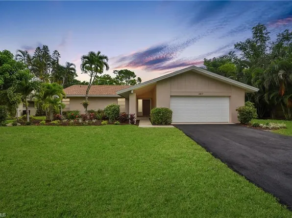 687 Cypress Way E, Naples, FL 34110