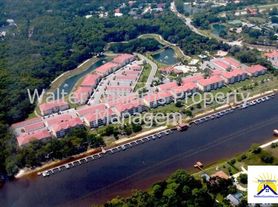 800 Canopy Walk Ln