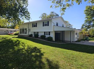 7518 Taney Pl, Merrillville, IN 46410