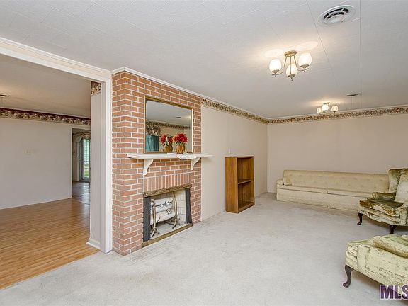 5th image of 23725 Tupelo St