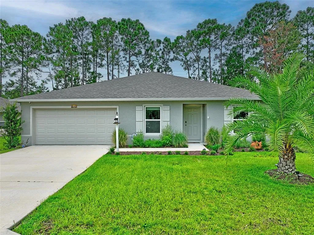 3 bed, 2.0 bath, 1806 sqft, $1,875 — Photo 2