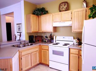 825 Beverly Dr, Charlottesville, VA 22911