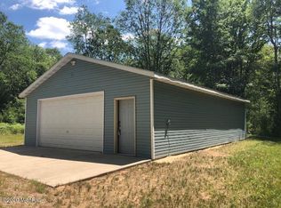 8257 Buchanan Rd, Mecosta, MI 49332