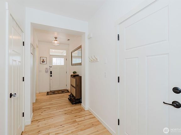 4th image of 4412 NW Arriva Way