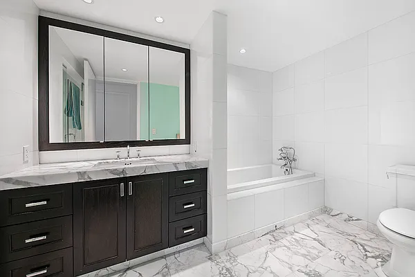 Sold by LL Real Estate Services | media 5