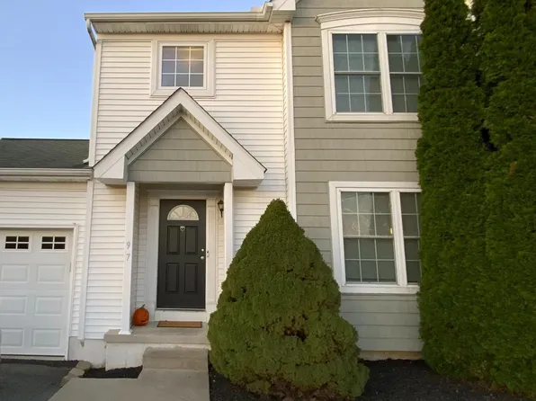 97 Kendale Rd, Red Lion, PA 17356