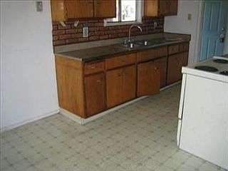 1st image of 204 E 21st St