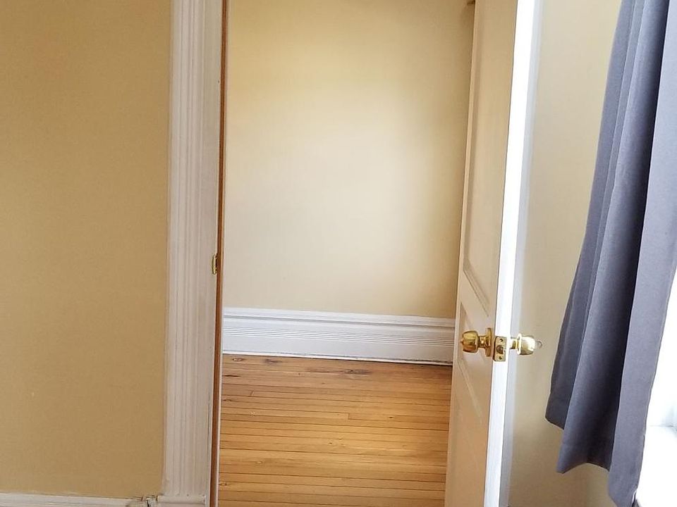 2nd image of 3222 S Wallace St APT 2F