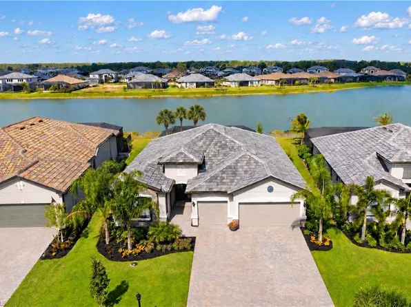 19576 The Place BLVD, ESTERO, FL 33928