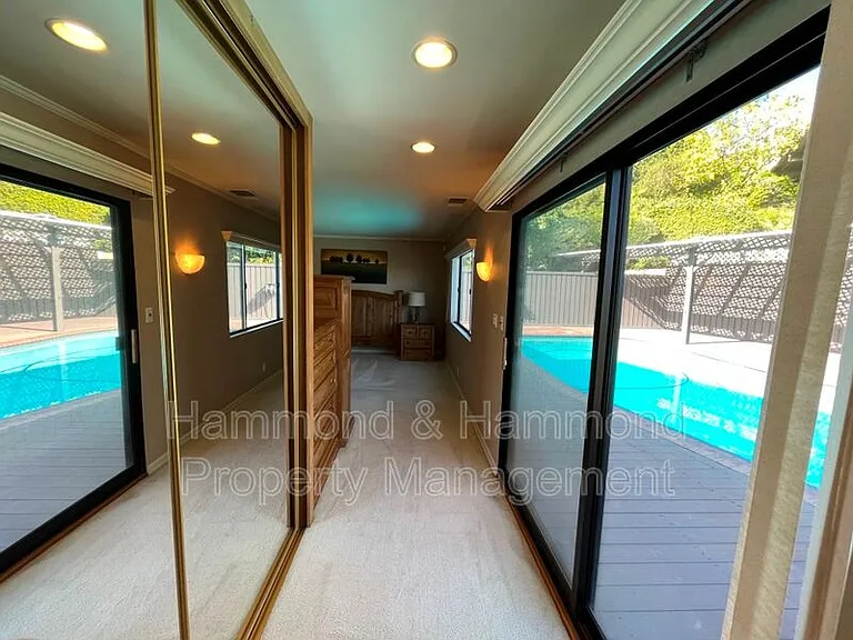 15451 Deerhorn Rd — Photo 19