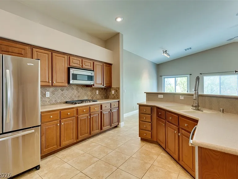 82 Rattlesnake Grass Ct — Photo 19