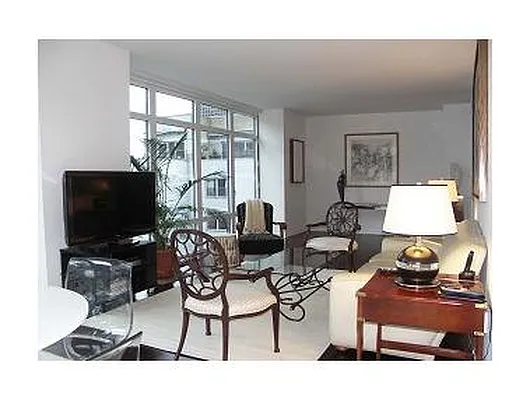 Sold by Judy Rubin RE | media 5