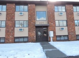 425 Warren Ave APT 5, East Providence, RI 02914