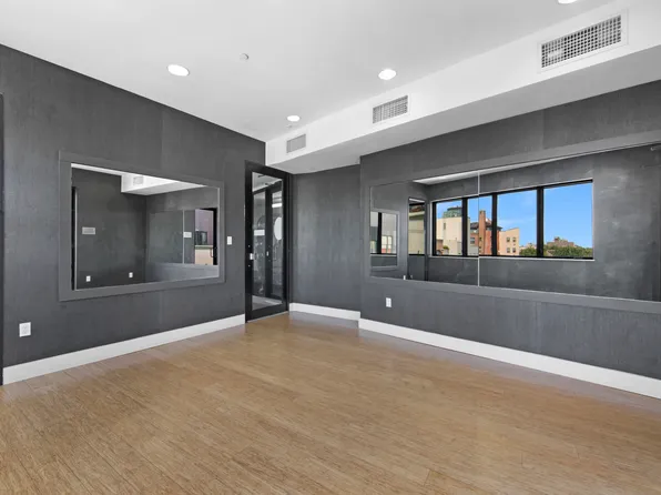 363 Prospect Place image 8 of 16