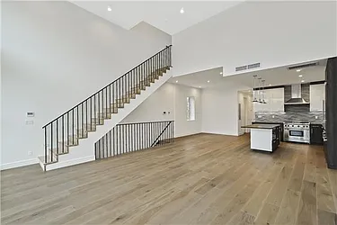 Sold by Avenue Sotheby's International Realty