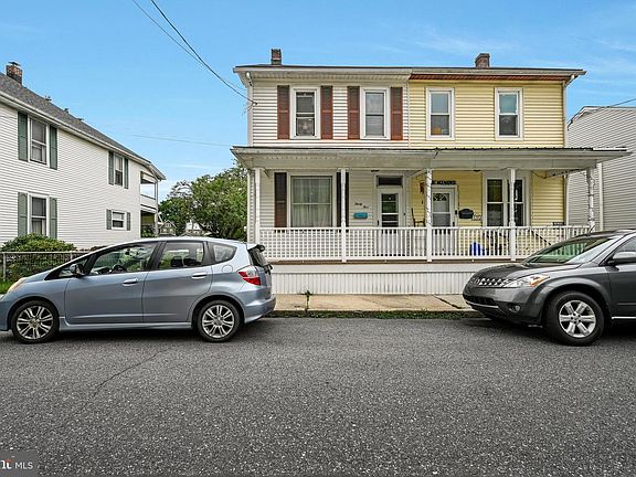 2nd image of 35 Clay St