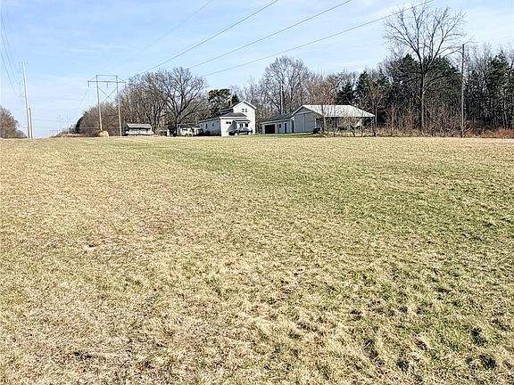 5th image of 20463 Waubascon Rd