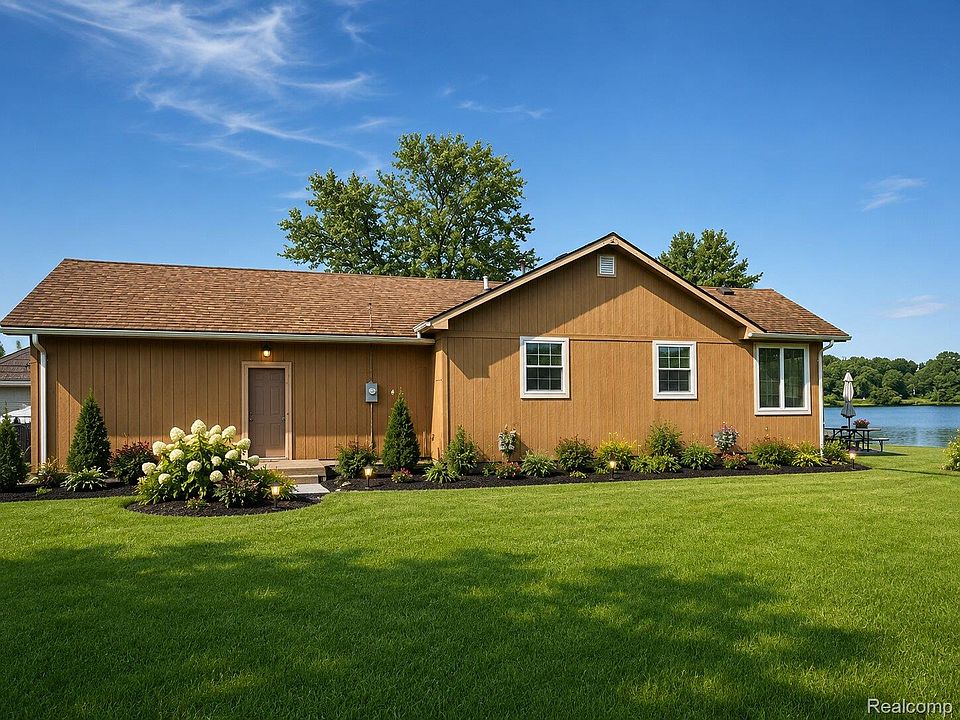 1st image of 1290 Castlewood Dr