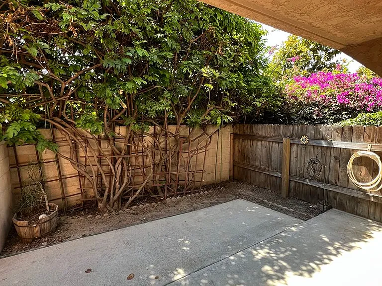 6600 Warner Ave #21 — Photo 25