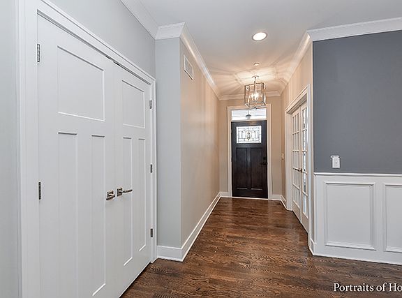 2nd image of 299 Kenilworth Ave