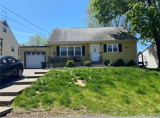 915 Bernard Rd, Peekskill, NY 10566