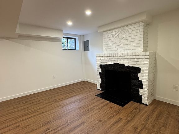 3rd image of 1783 Seminole Ave Floor 1