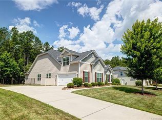 5801 Gatekeeper Ln, Mint Hill, NC 28227