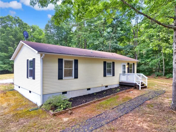 95 B A H Rd, Scottsville, VA 24590