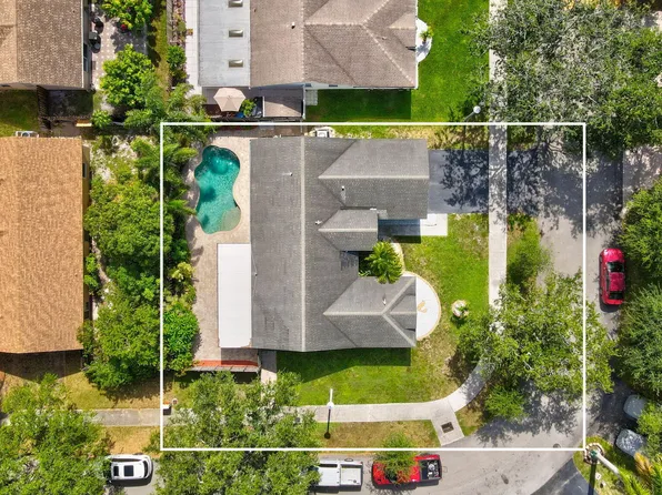 4764 NW 14th Drive, Coconut Creek, FL 33063